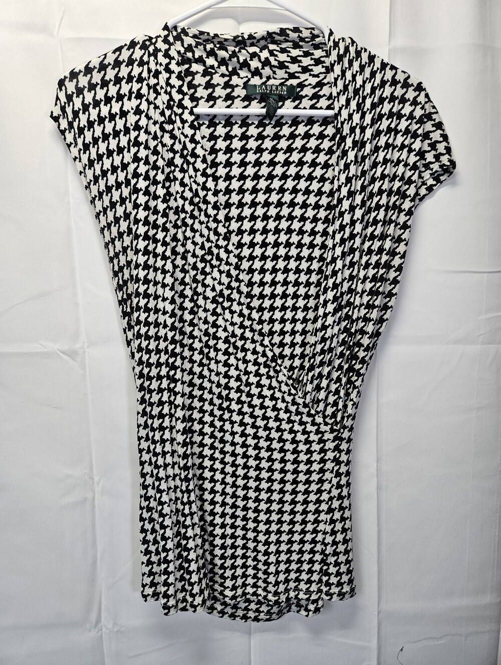Lauren Ralph Lauren Black & White Houndstooth Wrap Top EUC